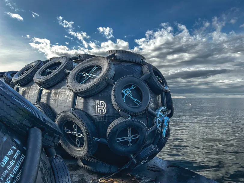 Yokohama Fender in Stock in Netherlands near Harlingen